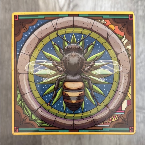 Limited Edition Silver Patrón Tequila Box - Picture 8 of 13